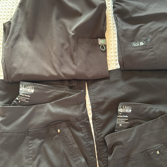 5 pairs of black scrubs - Picture 2 of 3